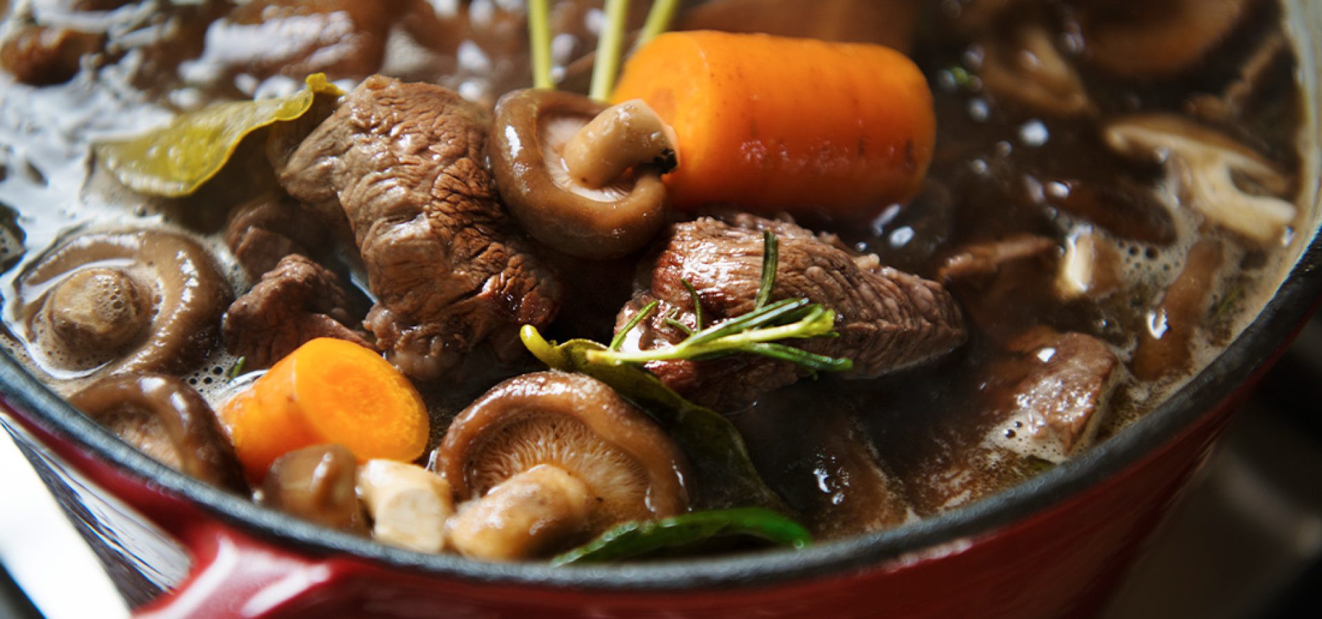 mesinge_faellesspisning_02_1100x550